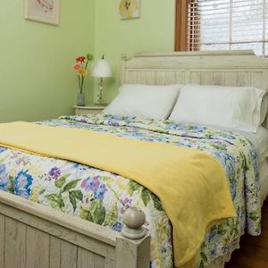Queen Room Elizabeth